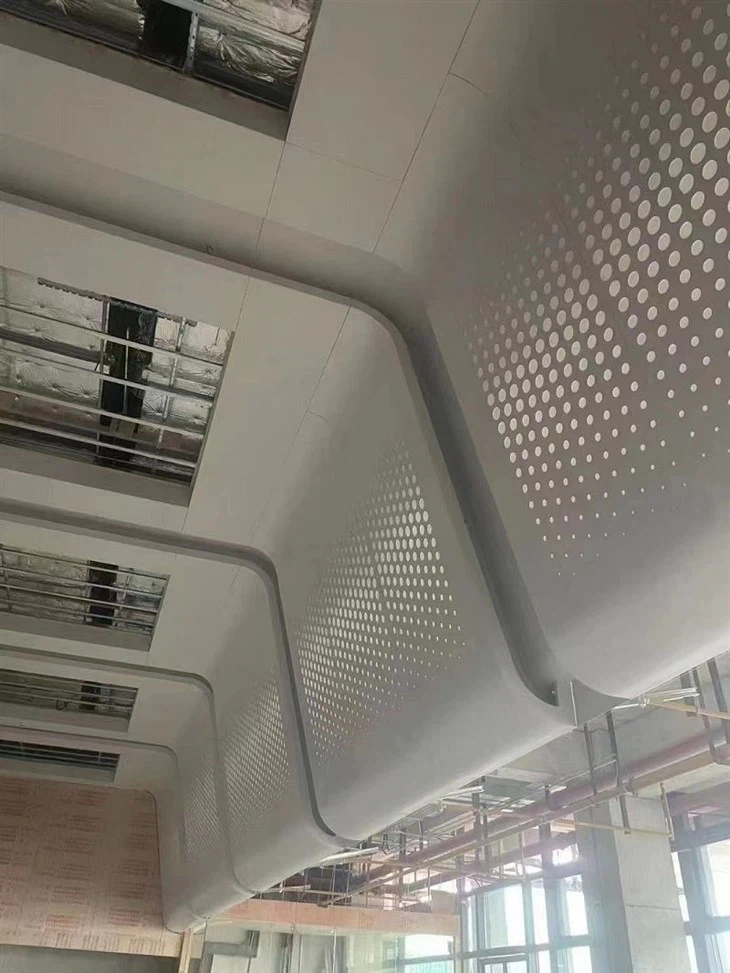 hollow-aluminum-veneerac4d5cf0-9da7-448c-8621-c87f1ec3767d
