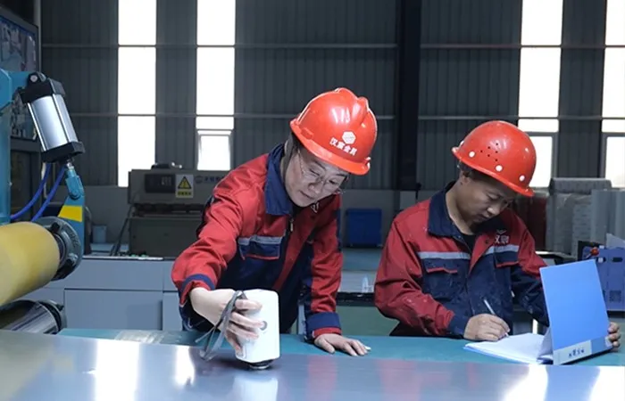 Color-coated-aluminum-coil-6 Color-coated-aluminum-coil-6