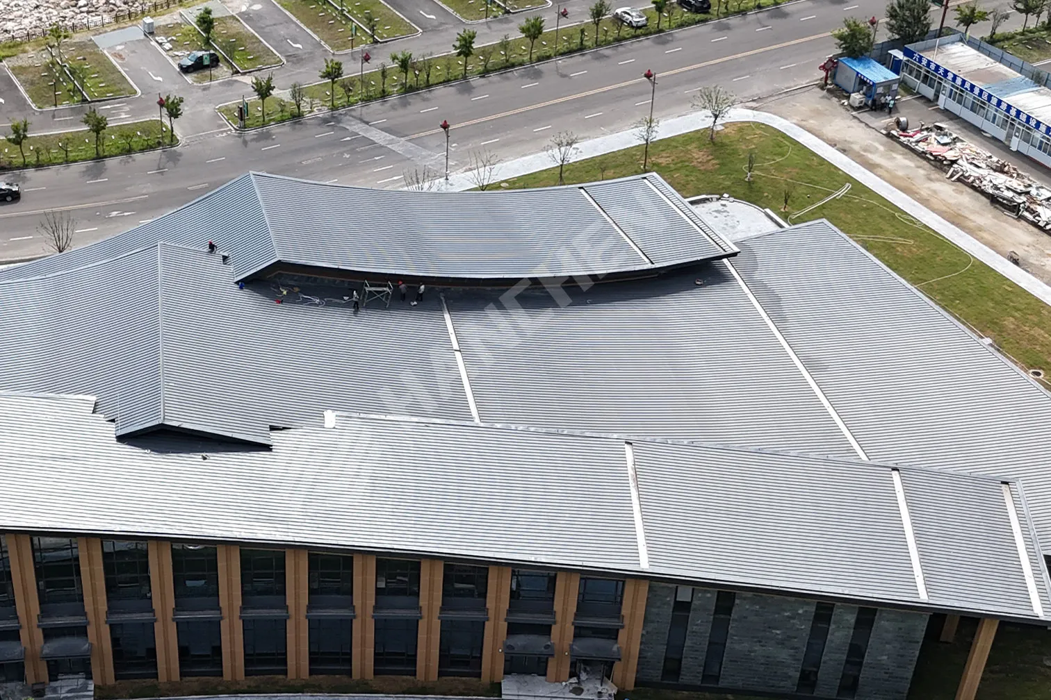 Color-Aluminum-Coil-Roofing-For-Visitor-Center-Project-3